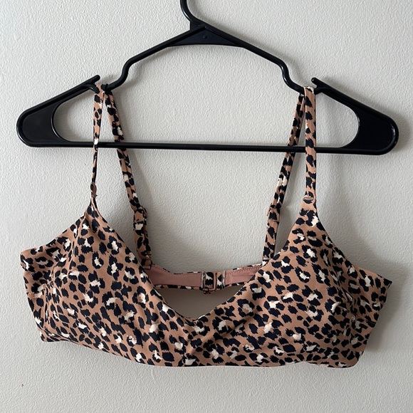 🐆Leopard print bikini top size XL - Picture 1 of 4